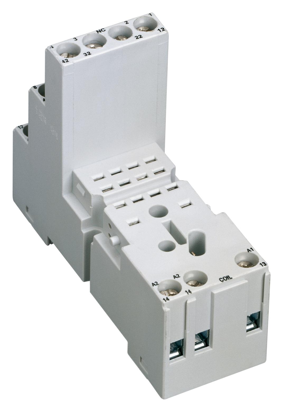 1SVR405651R3100 RELAY SOCKET, 7A, 250V, DIN RAIL ABB