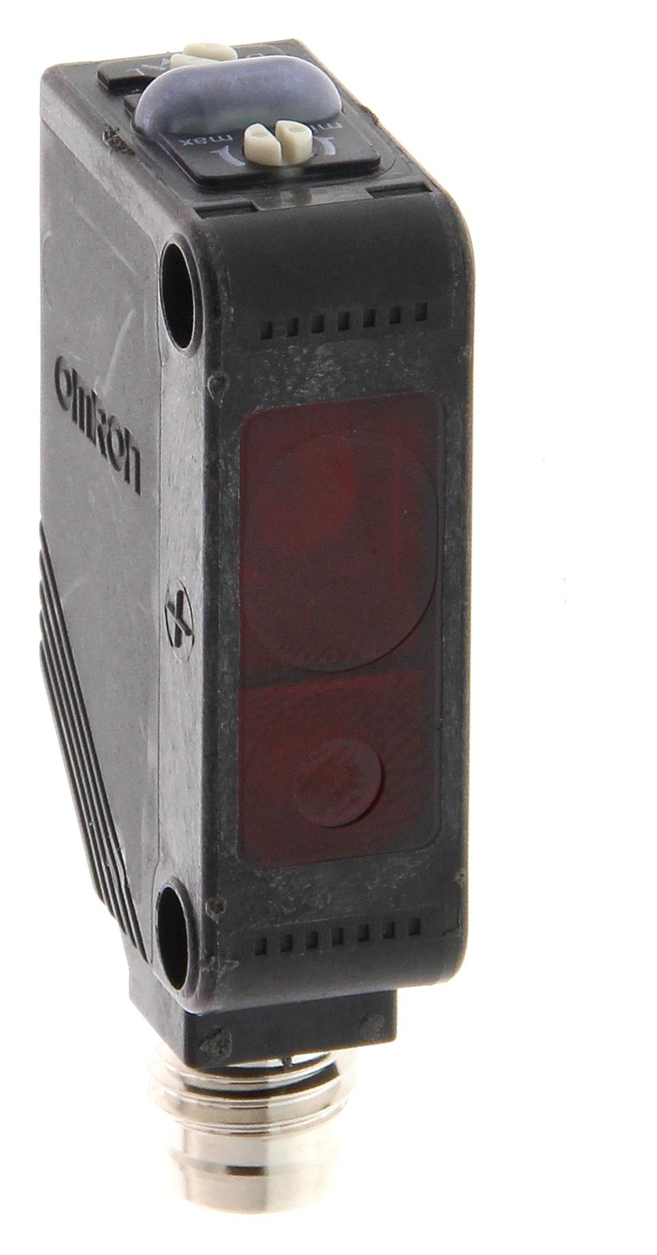 E3Z-LL68 PHOTOELECTRIC SENSOR, NPN, 300MM OMRON