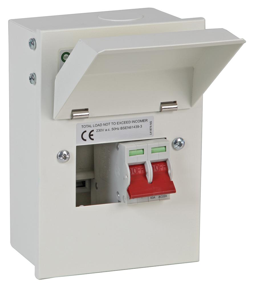 502/26B SBREAKER METAL 63A DP MAIN SWITCH + 2 CRABTREE