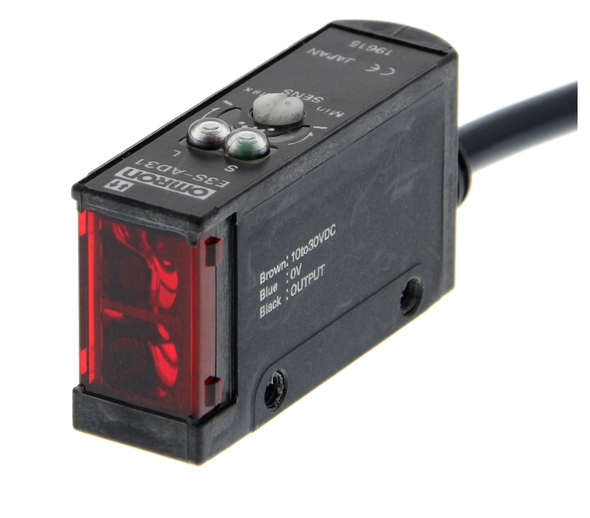 E3S-AD13 PHOTOELECTRIC SENSOR, NPN, 100MM OMRON