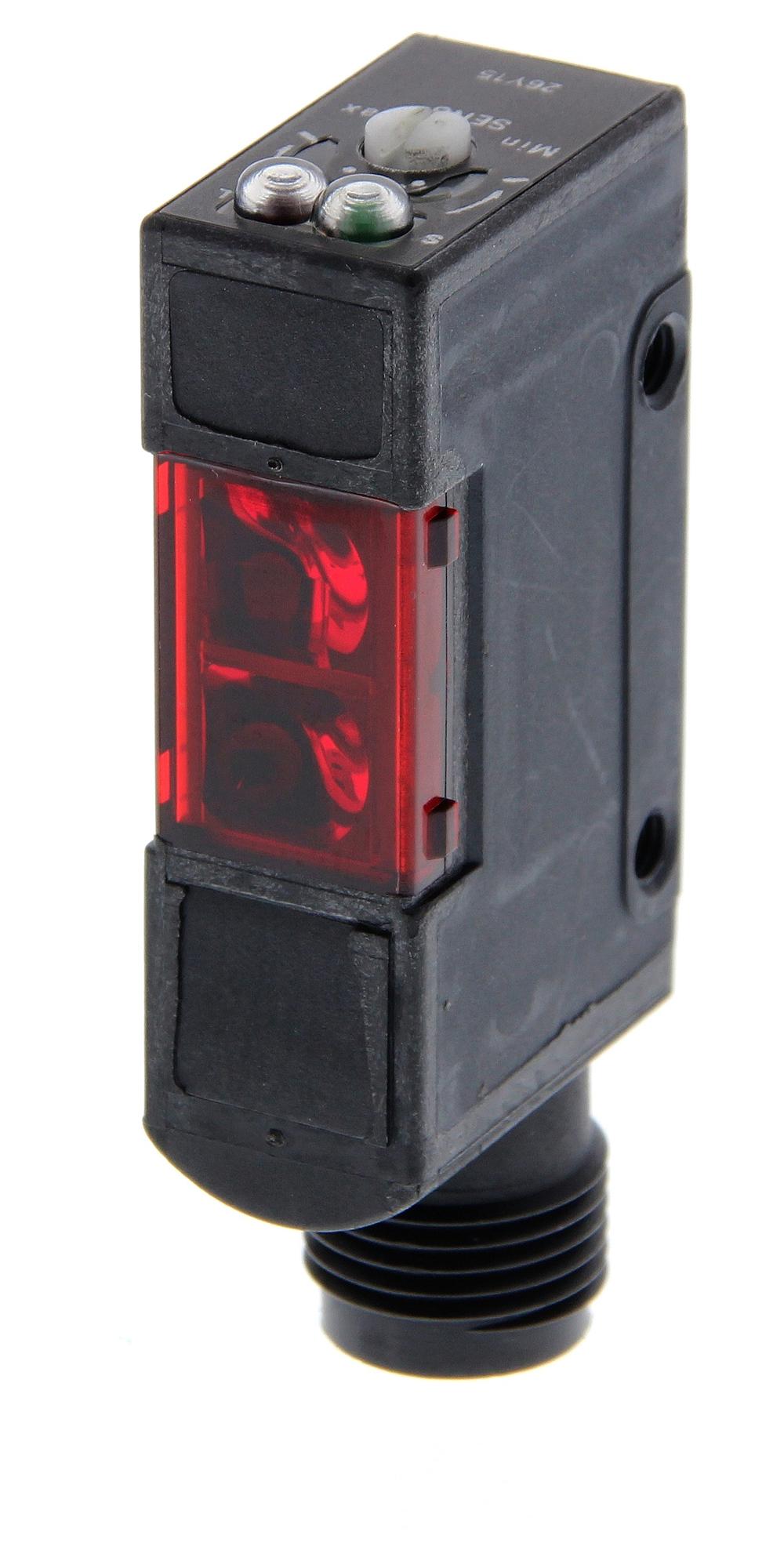 E3S-AD86 PHOTOELECTRIC SENSOR, PNP, 200MM OMRON