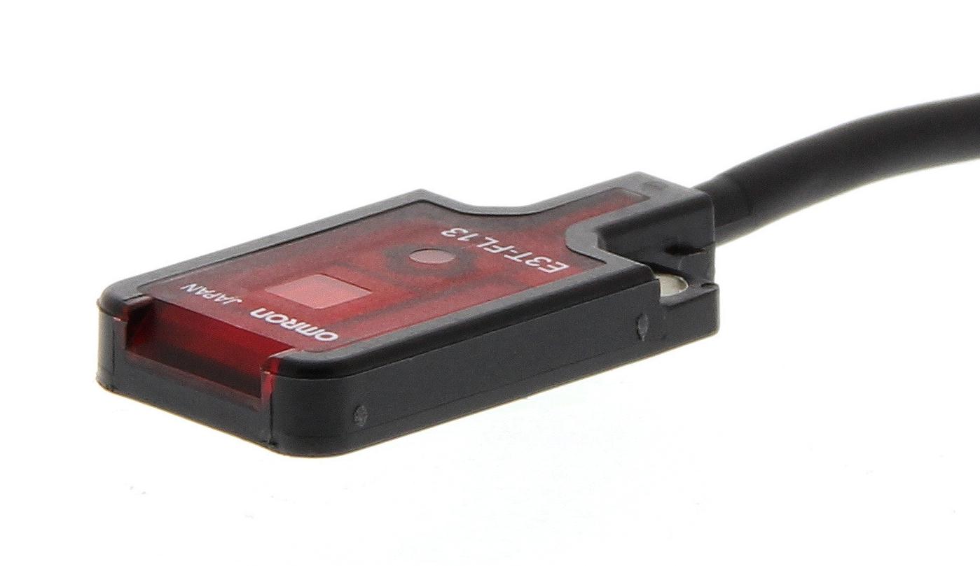 E3T-FL13 2M PHOTOELECTRIC SENSOR, PNP, 15MM OMRON