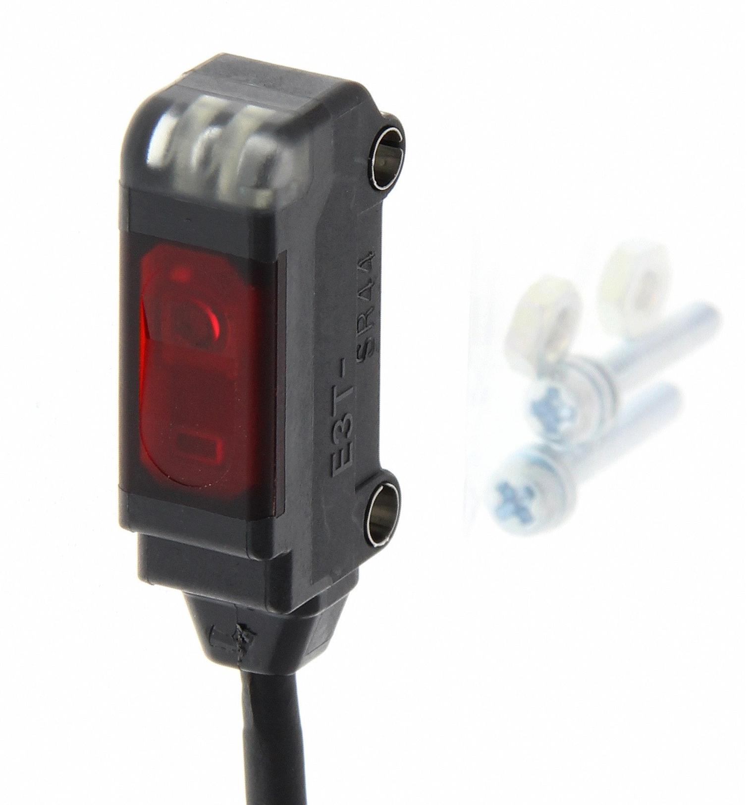 E3T-SR43-C 2M PHOTOELECTRIC SENSOR, PNP, 200MM OMRON