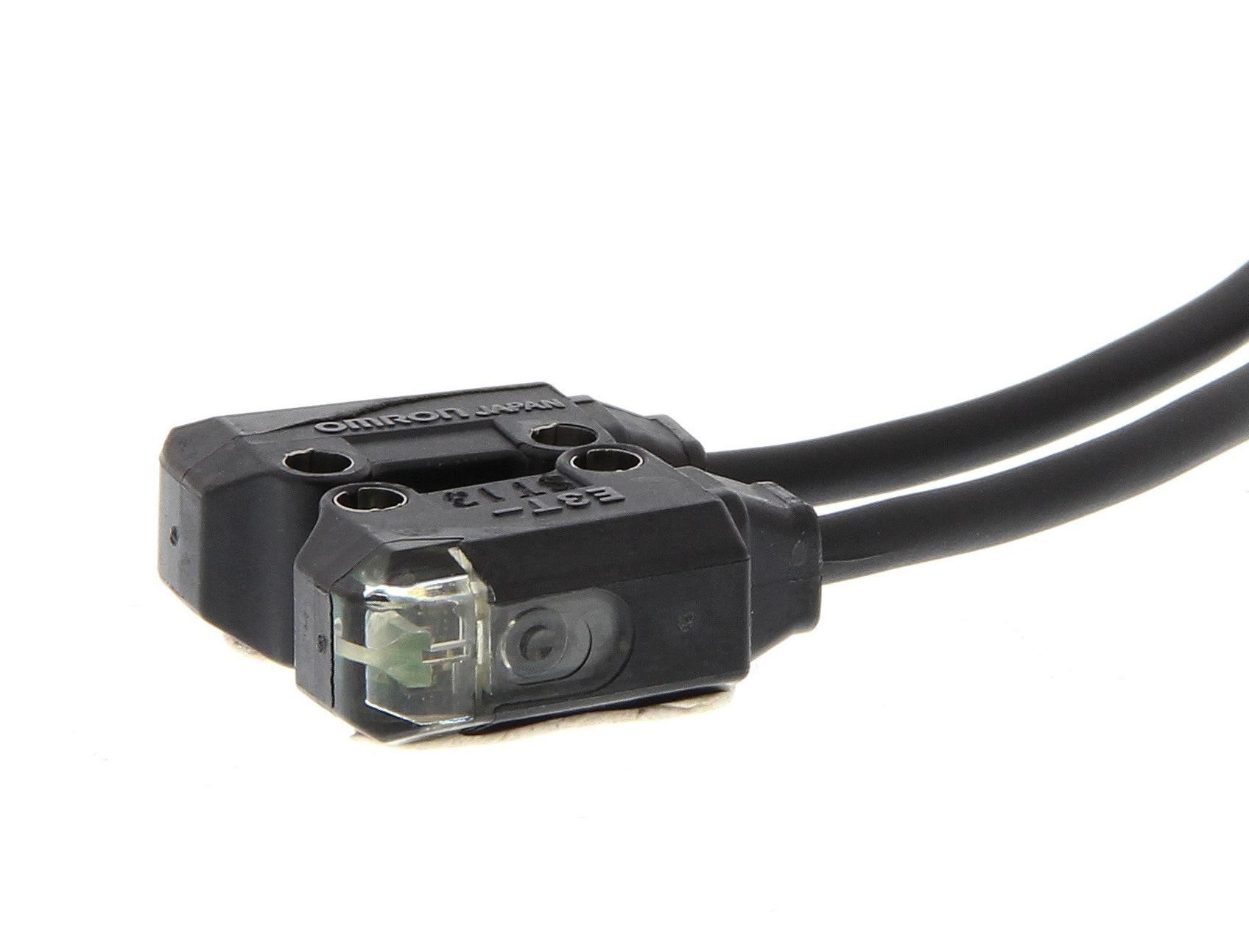 E3T-ST23 2M PHOTOELECTRIC SENSOR, PNP, 300MM OMRON