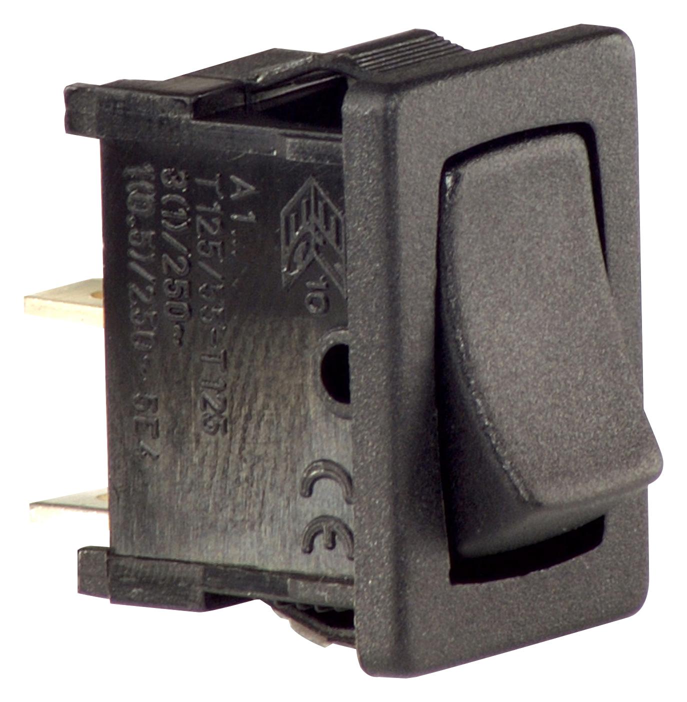 MP004405 ROCKER SW, SPST, 10A, 250VAC, BLK, PANEL MULTICOMP PRO