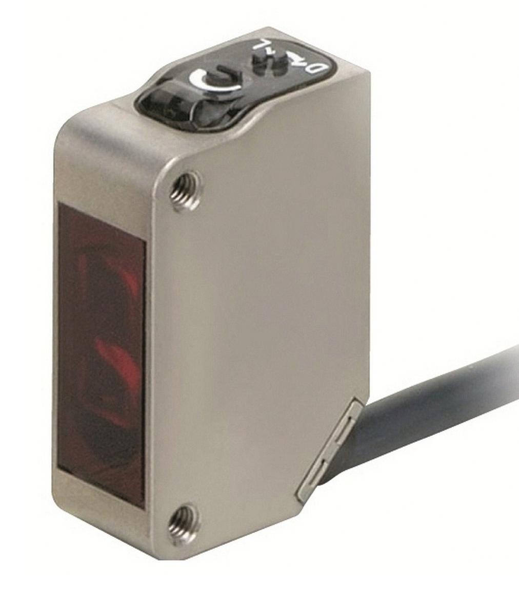 OMRON Optical/Slot E3ZM-D82 5M PHOTOELECTRIC SENSOR, PNP, 1M OMRON 3414077 E3ZM-D82 5M